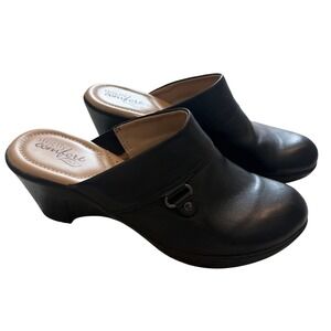 Black Strictly Comfort Wedge Clogs Sz 7.5M Pre-Owned - Honest Wear & Great Shape